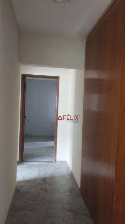 Casa à venda e aluguel com 4 quartos, 262m² - Foto 20