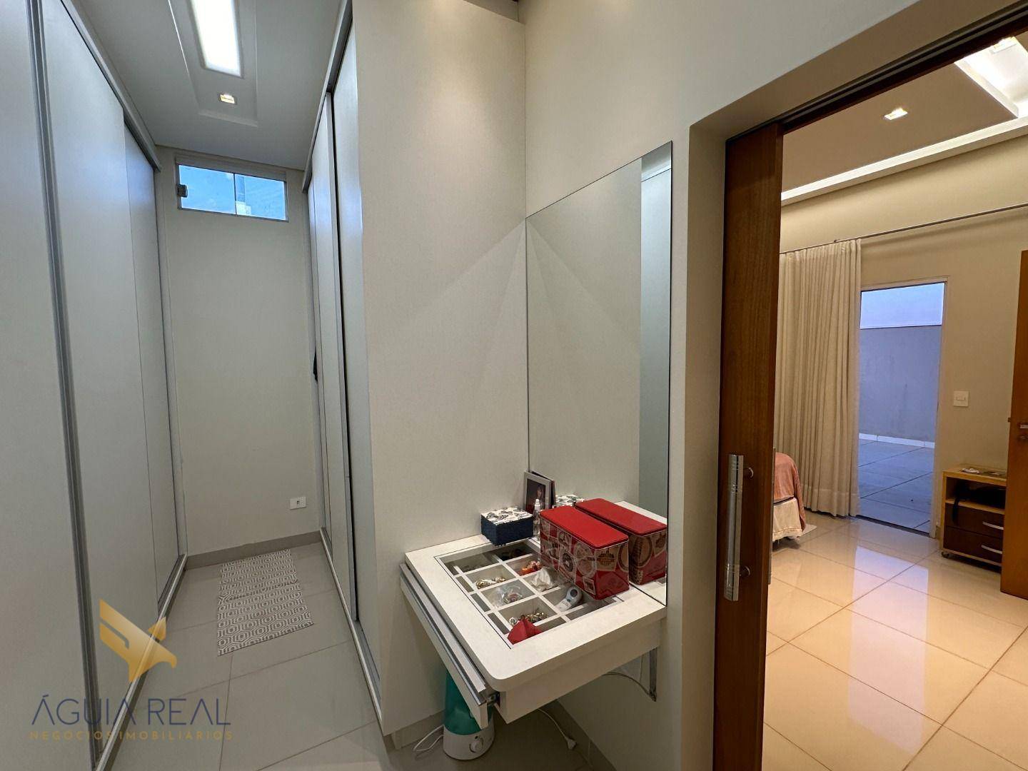 Sobrado à venda com 3 quartos, 234m² - Foto 45