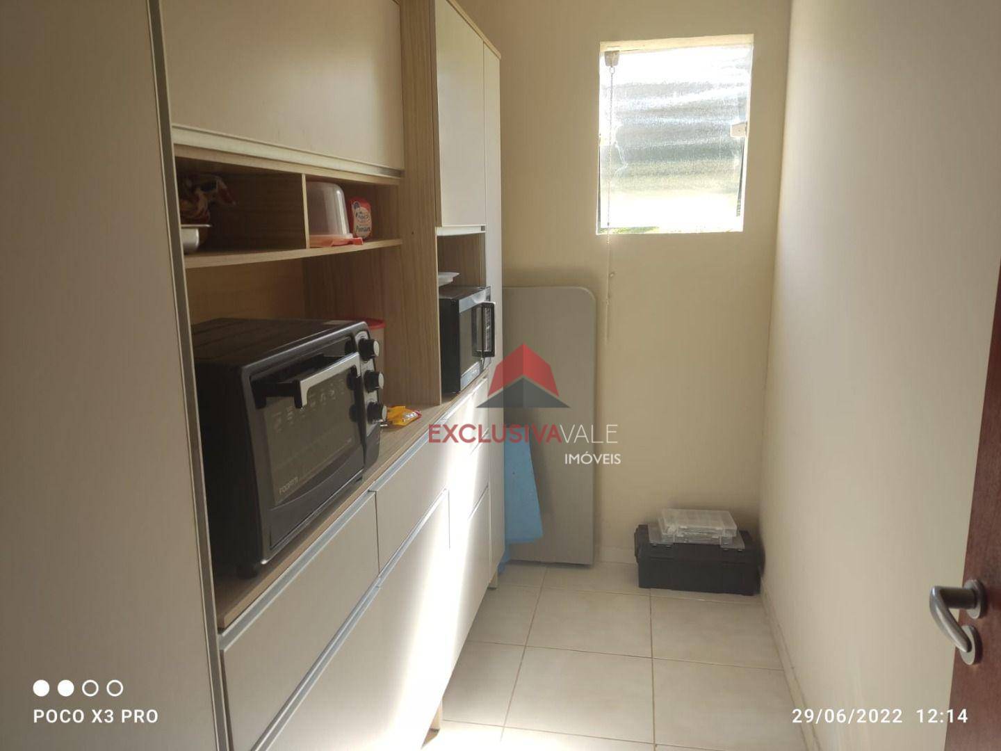Casa de Condomínio à venda com 3 quartos, 300m² - Foto 15