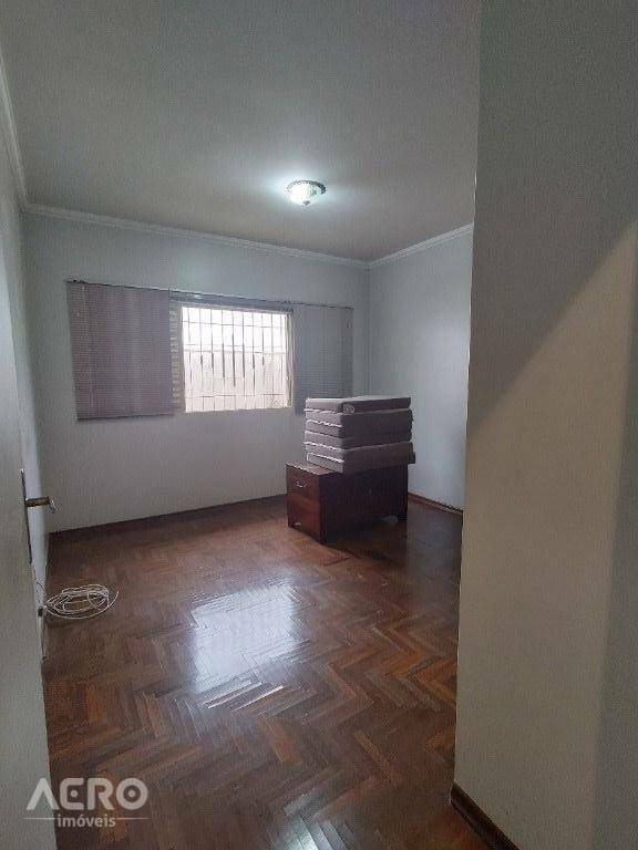 Casa à venda com 4 quartos, 272m² - Foto 15