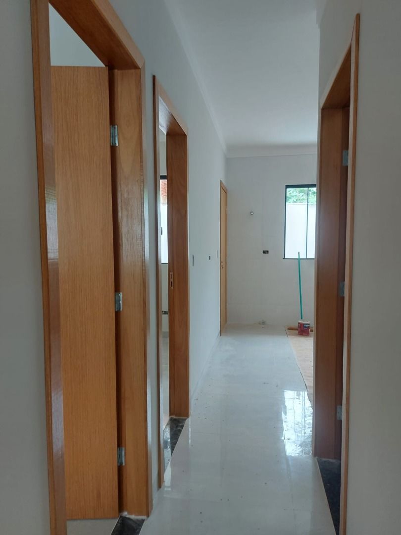 Casa à venda com 3 quartos, 72m² - Foto 7