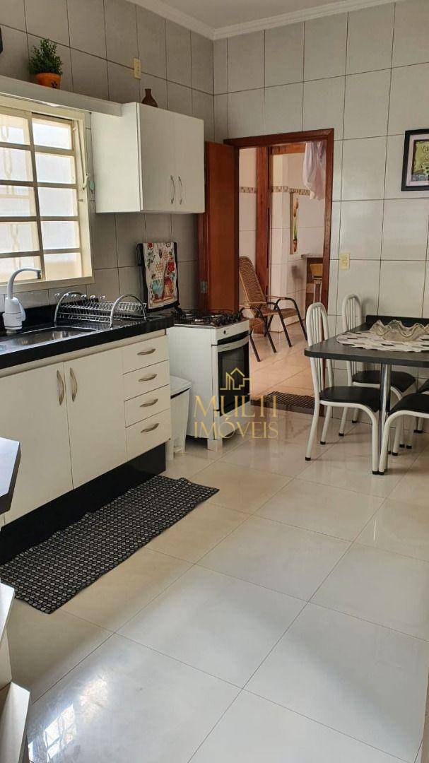 Casa à venda com 3 quartos, 120m² - Foto 15