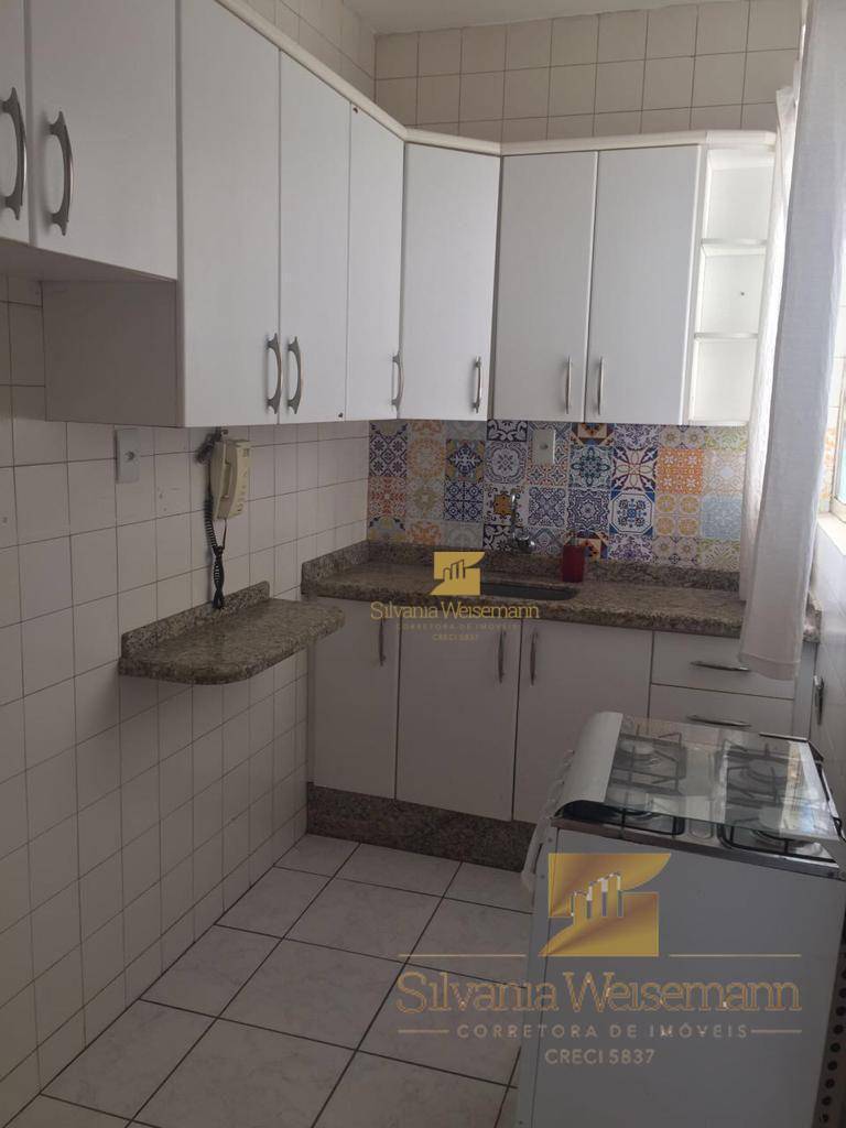 Apartamento à venda com 2 quartos, 60m² - Foto 5