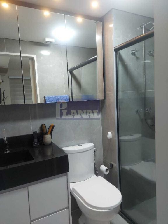 Apartamento à venda com 2 quartos, 63m² - Foto 9