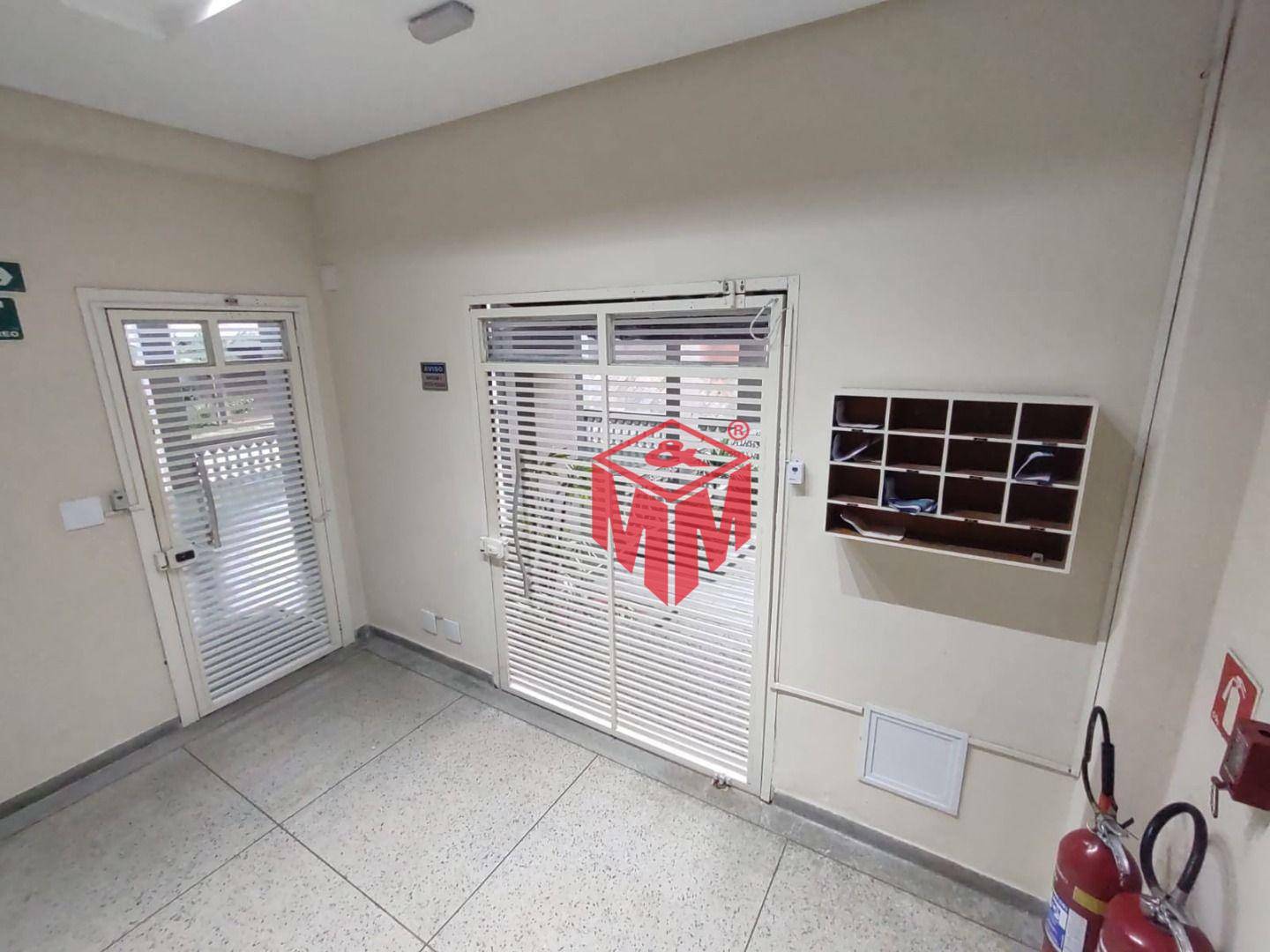 Apartamento à venda com 2 quartos, 77m² - Foto 18