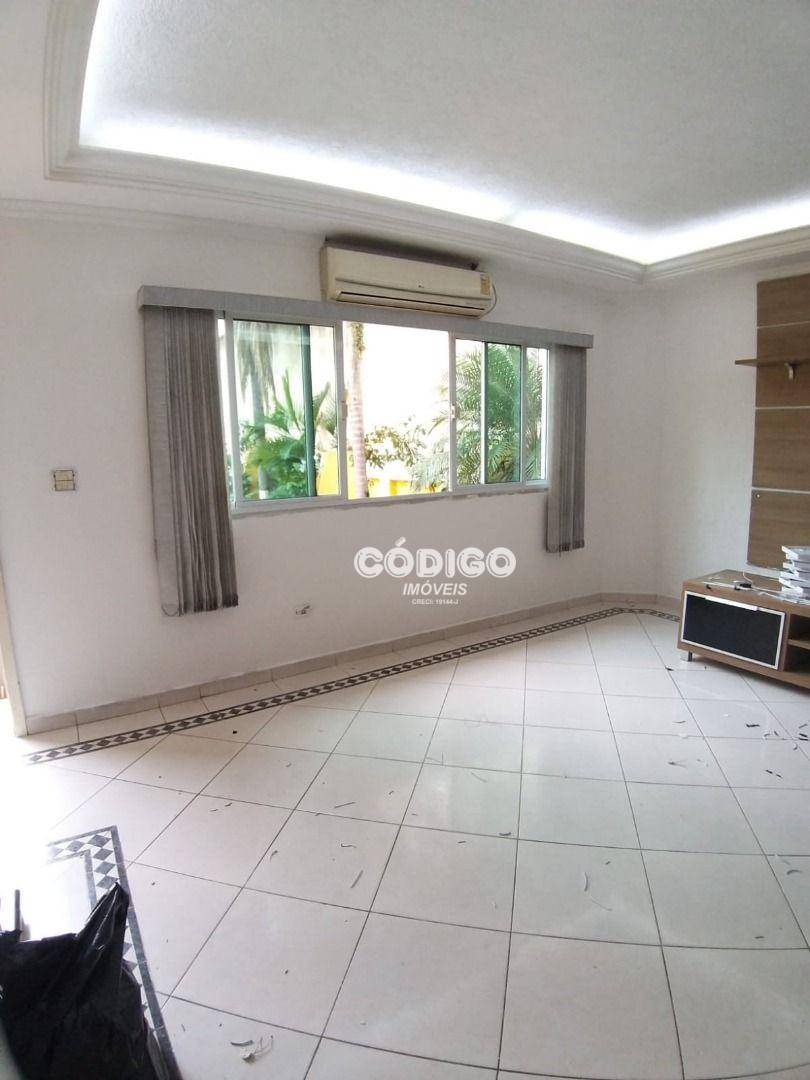 Casa para alugar com 3 quartos, 135m² - Foto 6