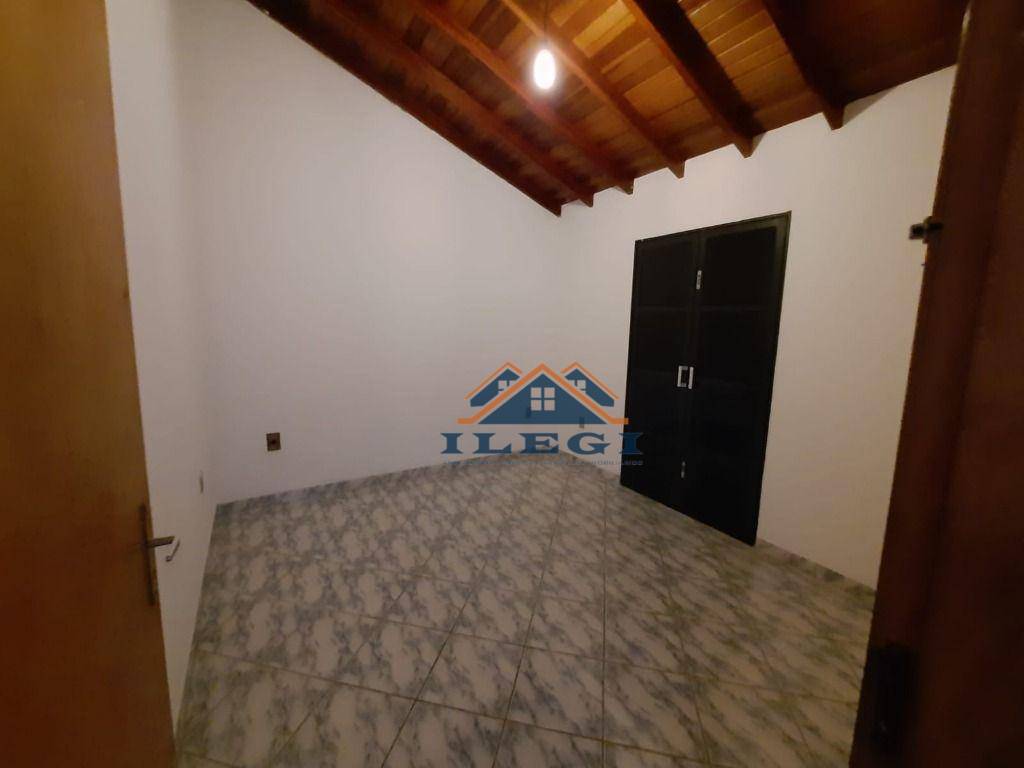 Casa à venda com 4 quartos, 265m² - Foto 25