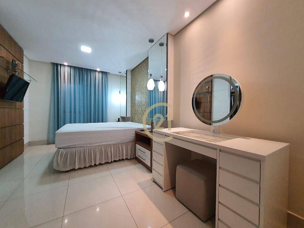 Casa à venda com 4 quartos, 279m² - Foto 13