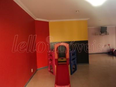 Apartamento para alugar com 2 quartos, 145m² - Foto 25