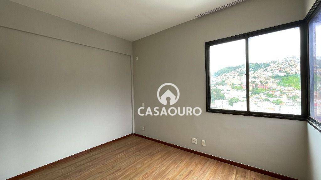 Cobertura à venda com 4 quartos, 260m² - Foto 15