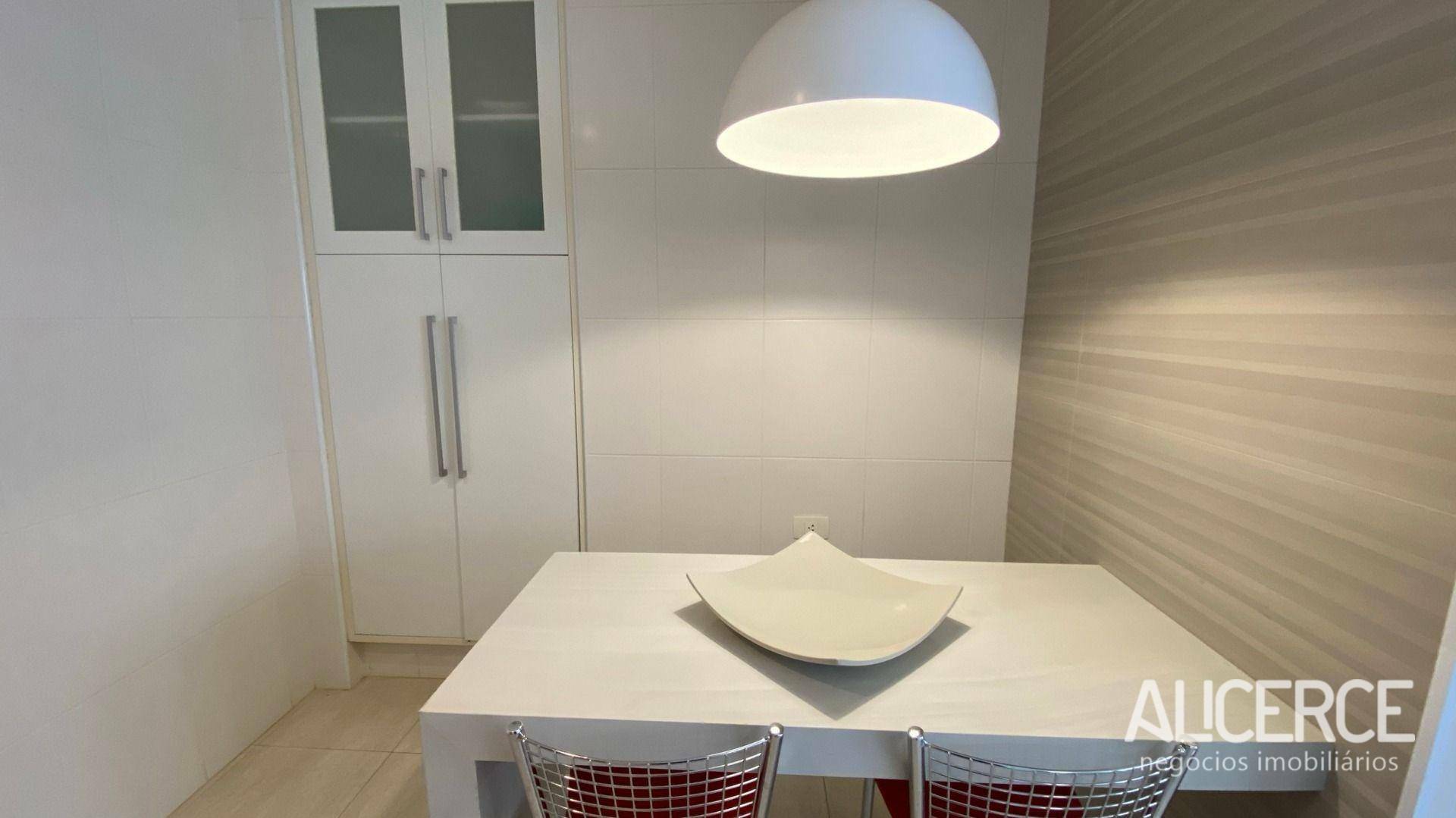 Apartamento à venda com 3 quartos, 237m² - Foto 39