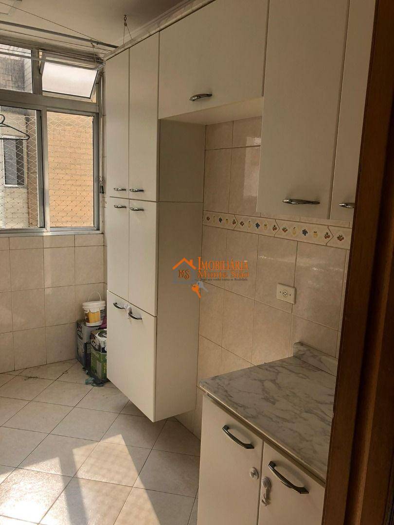 Apartamento à venda com 2 quartos, 61m² - Foto 4