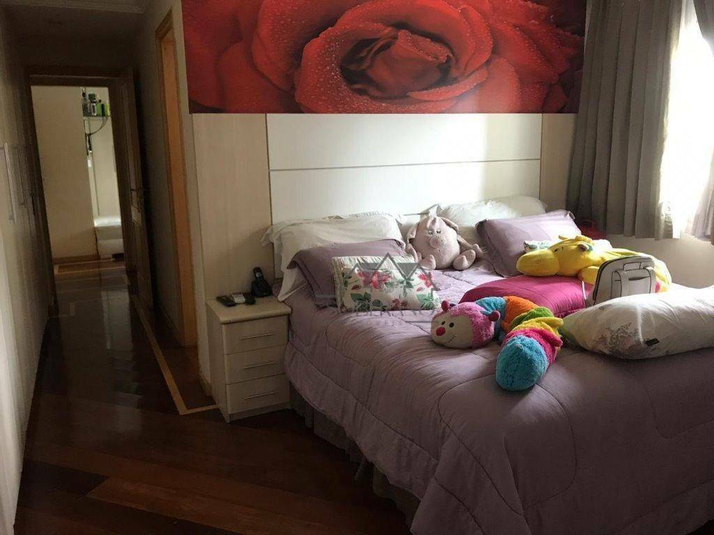 Apartamento à venda com 3 quartos, 152m² - Foto 18