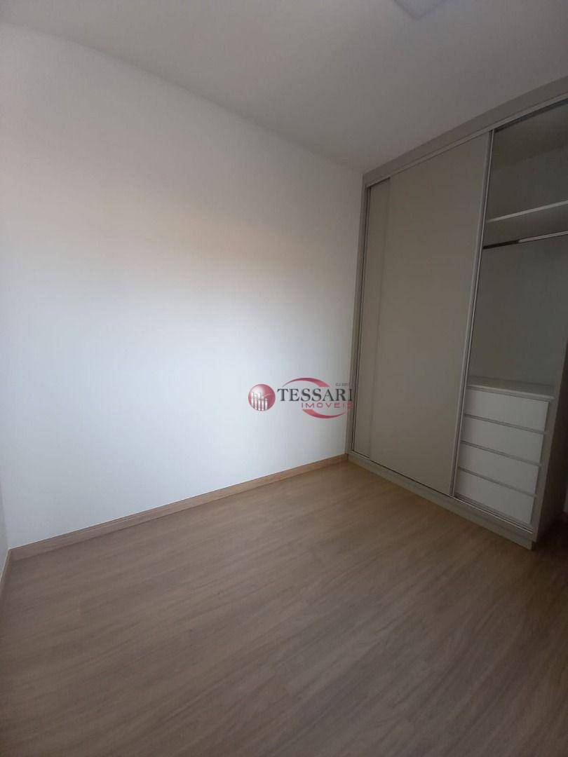 Apartamento para alugar com 2 quartos, 65m² - Foto 8