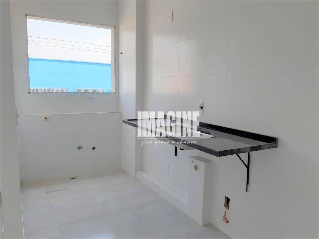 Apartamento à venda com 2 quartos, 44m² - Foto 4