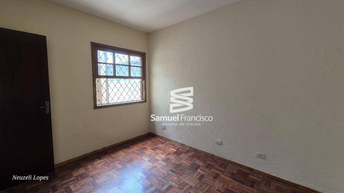 Casa à venda com 2 quartos, 90m² - Foto 11