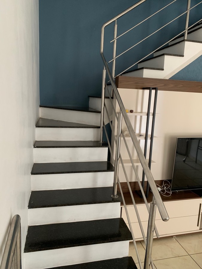 Casa à venda com 2 quartos, 81m² - Foto 7