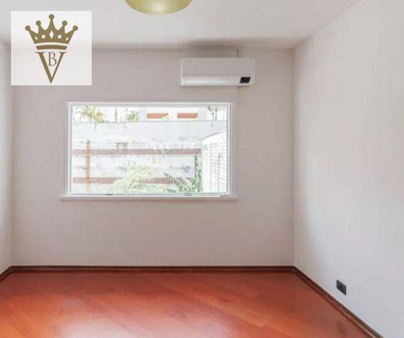 Casa à venda com 4 quartos, 260m² - Foto 15