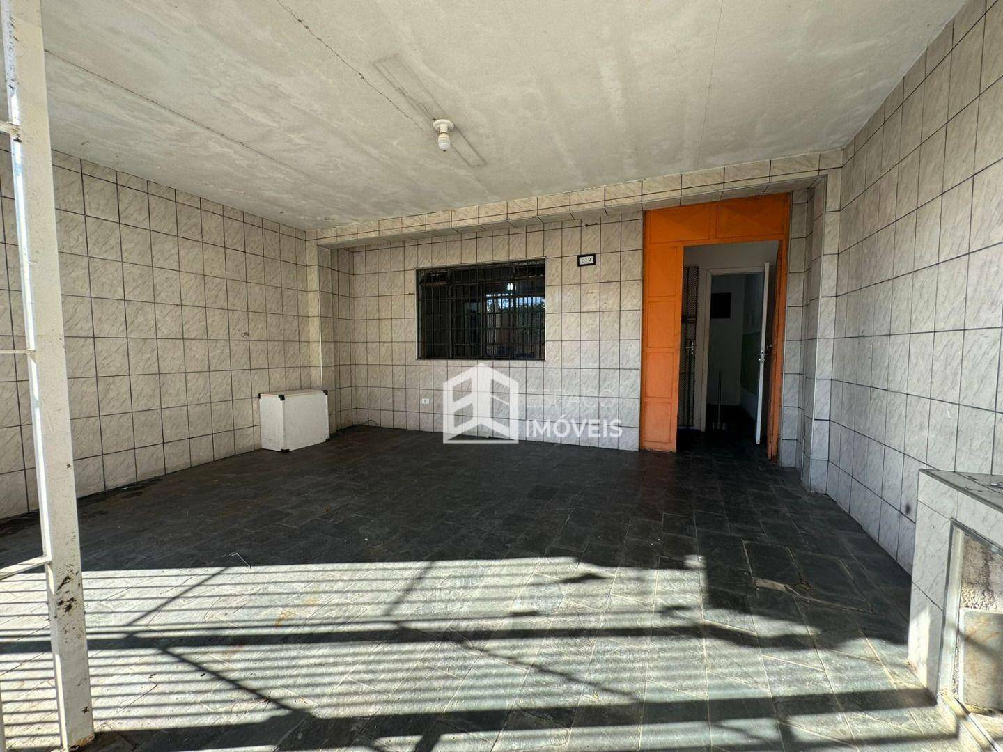 Casa à venda e aluguel com 2 quartos, 108m² - Foto 2