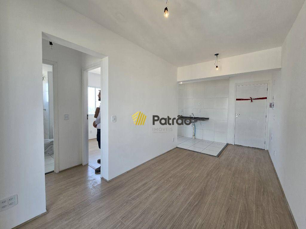 Apartamento à venda com 2 quartos, 42m² - Foto 1