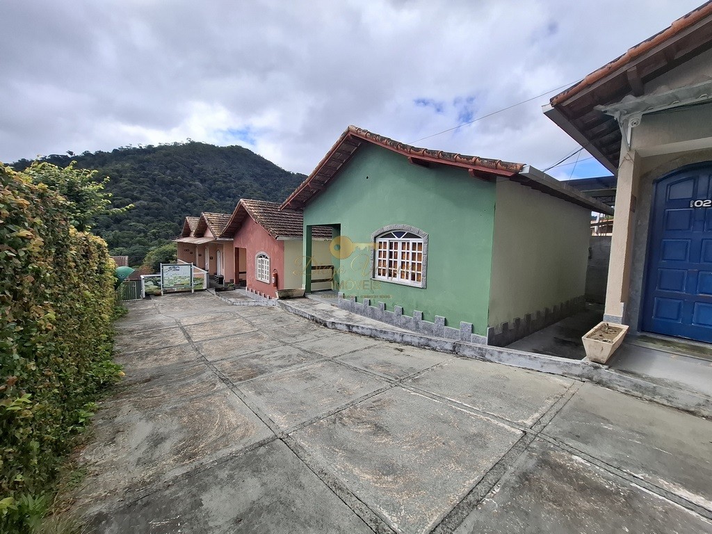 Casa à venda com 10 quartos, 600m² - Foto 10
