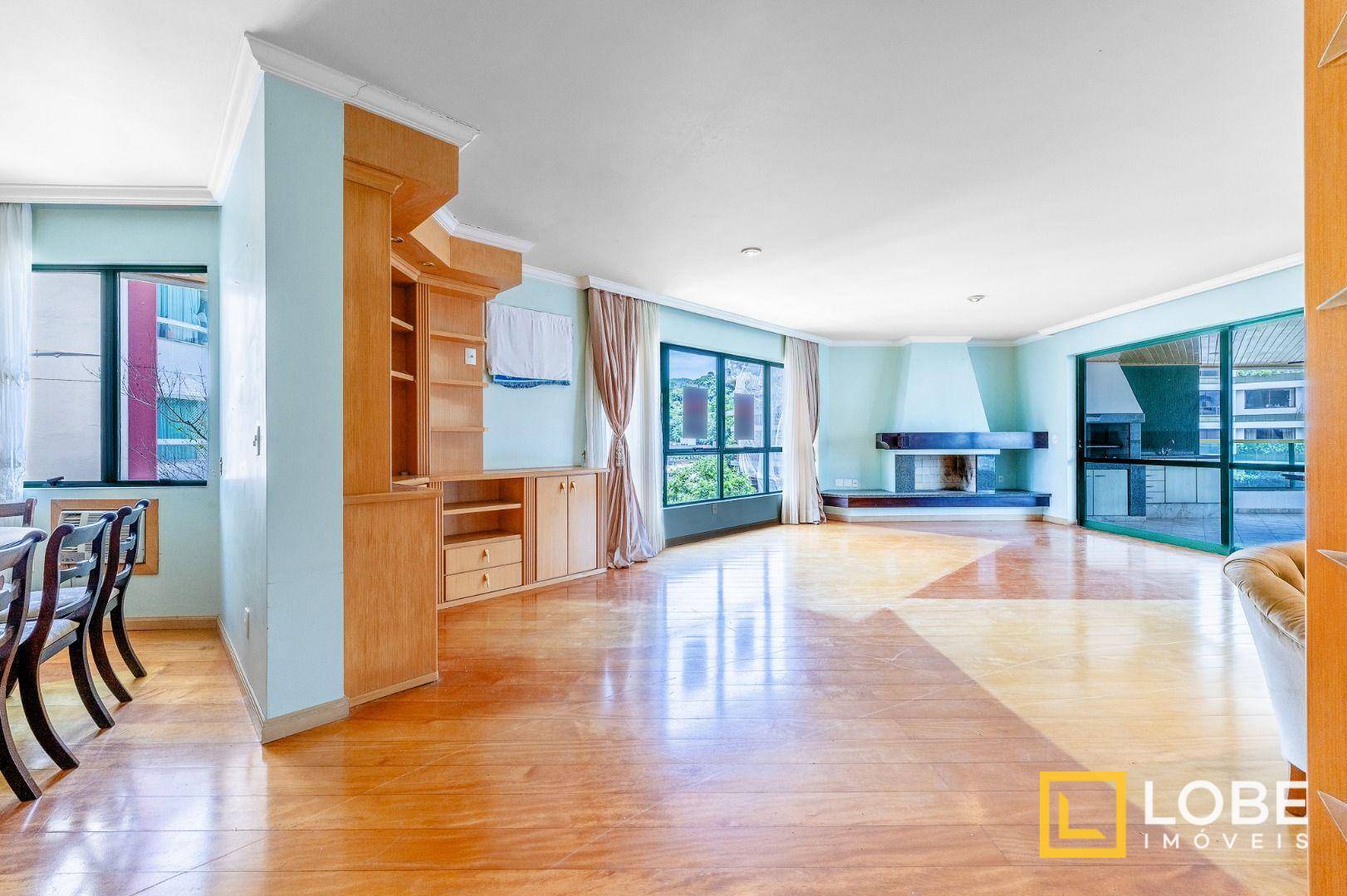 Apartamento, 3 quartos, 235 m² - Foto 1