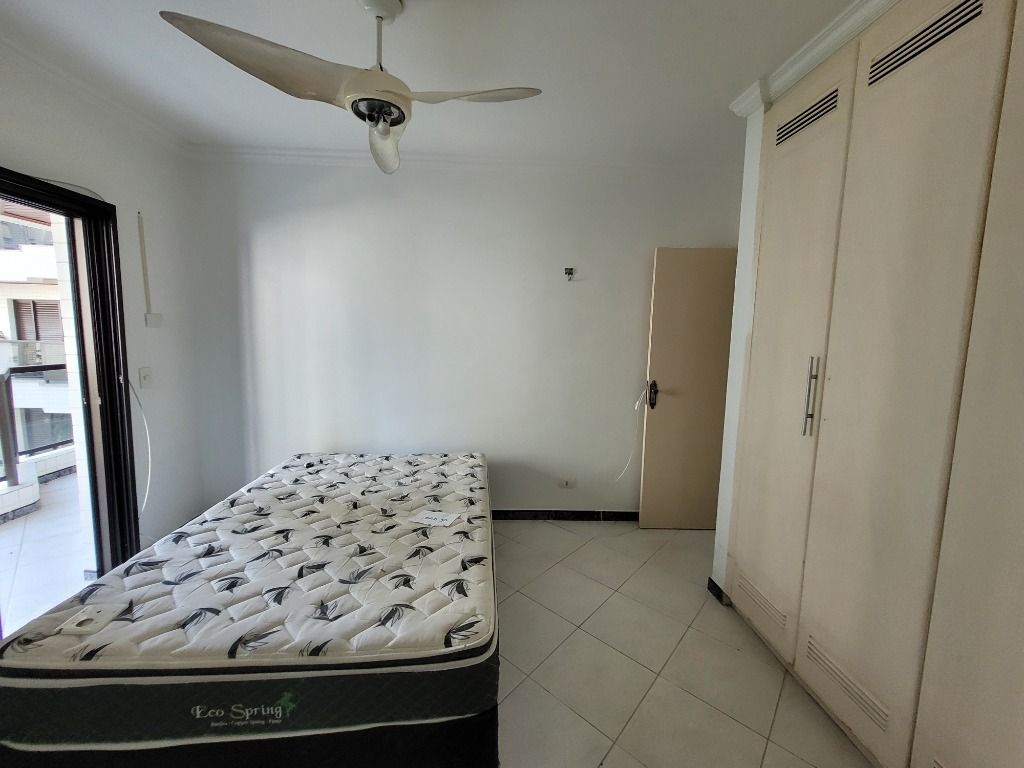 Apartamento à venda com 4 quartos, 140m² - Foto 10