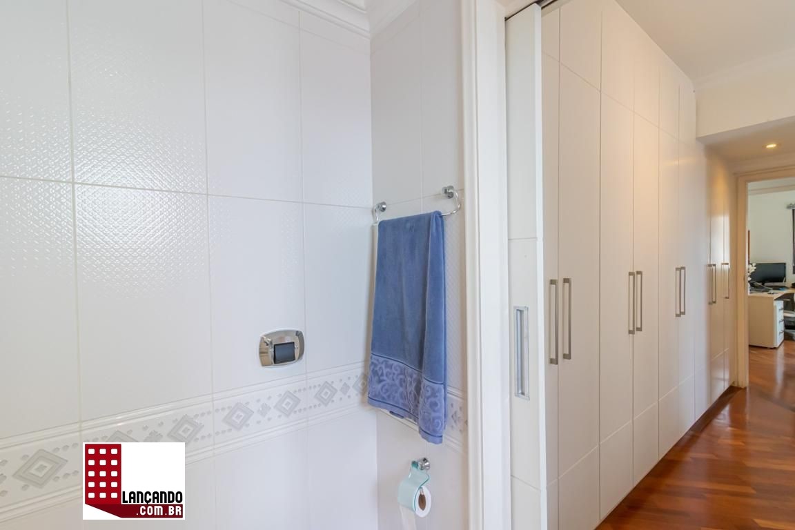 Apartamento à venda com 3 quartos, 239m² - Foto 11