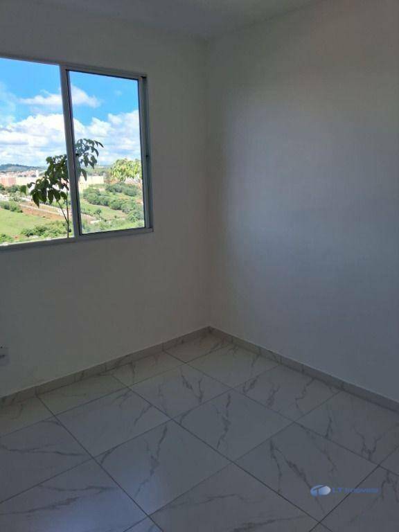 Apartamento para alugar com 2 quartos, 39m² - Foto 9