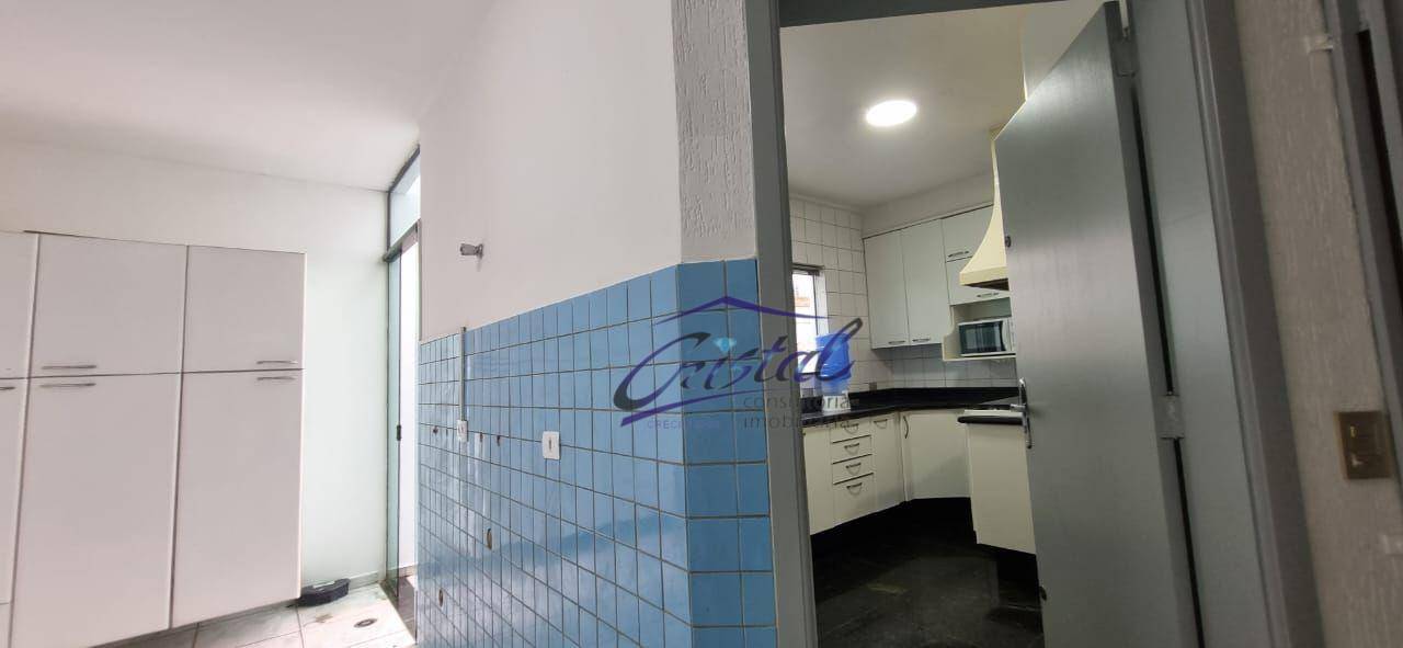 Casa à venda com 3 quartos, 295m² - Foto 37