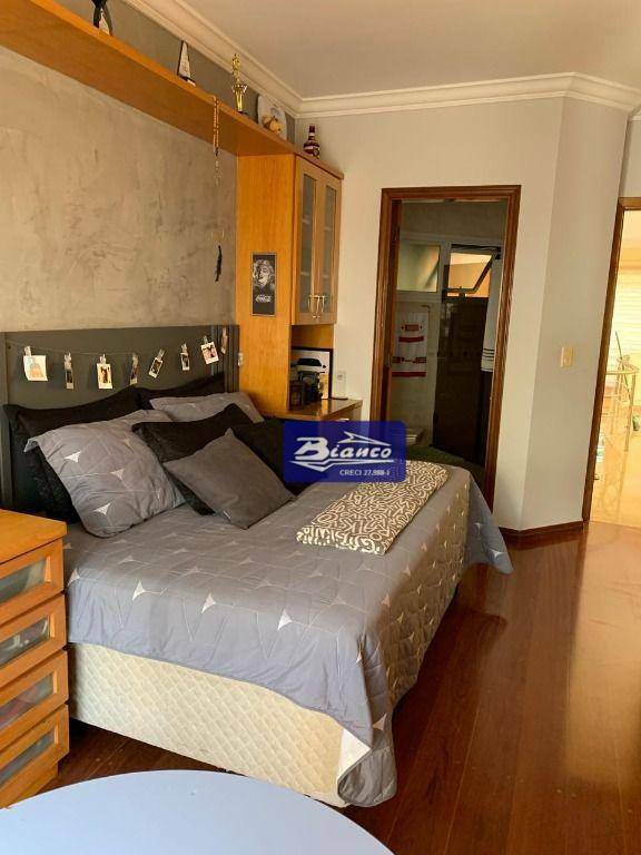 Sobrado à venda com 3 quartos, 330m² - Foto 14