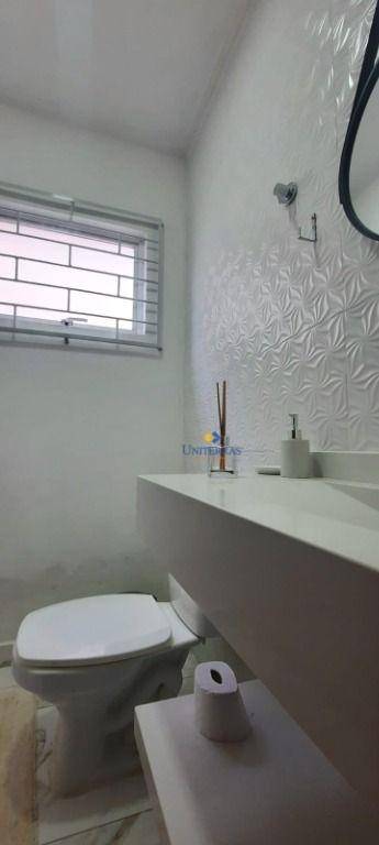 Sobrado à venda com 3 quartos, 213m² - Foto 24