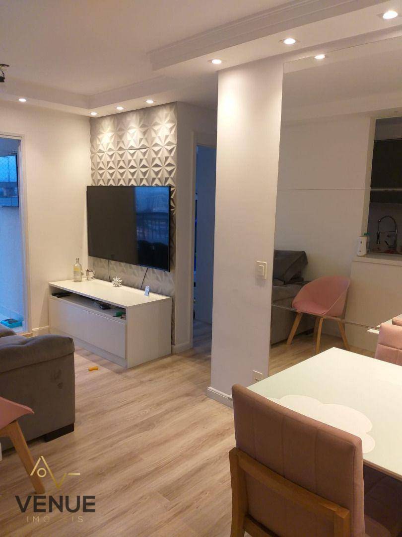 Apartamento à venda com 2 quartos, 63m² - Foto 4