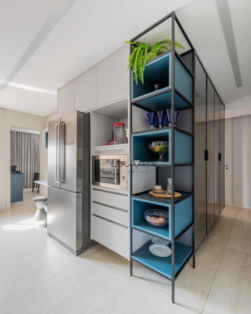 Apartamento à venda com 3 quartos, 137m² - Foto 11