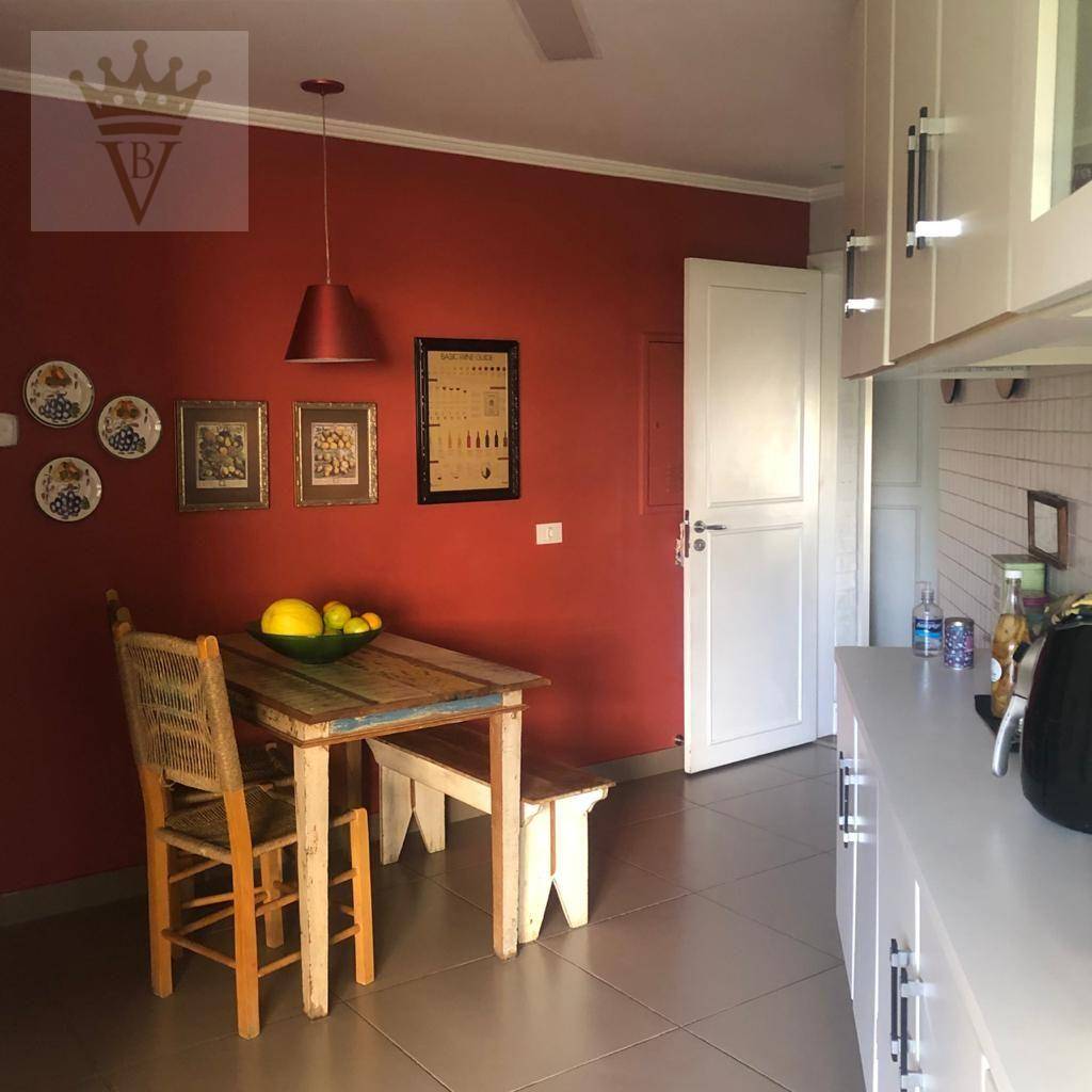 Apartamento à venda com 3 quartos, 200m² - Foto 6