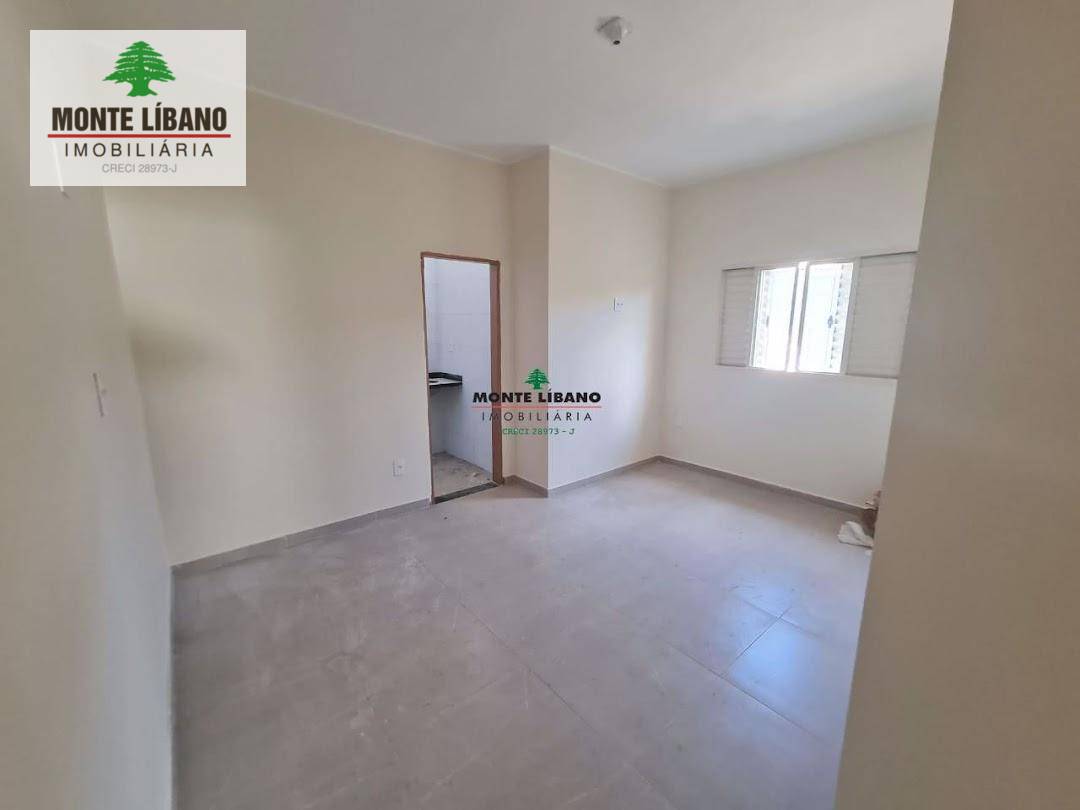 Casa à venda com 2 quartos, 88m² - Foto 3