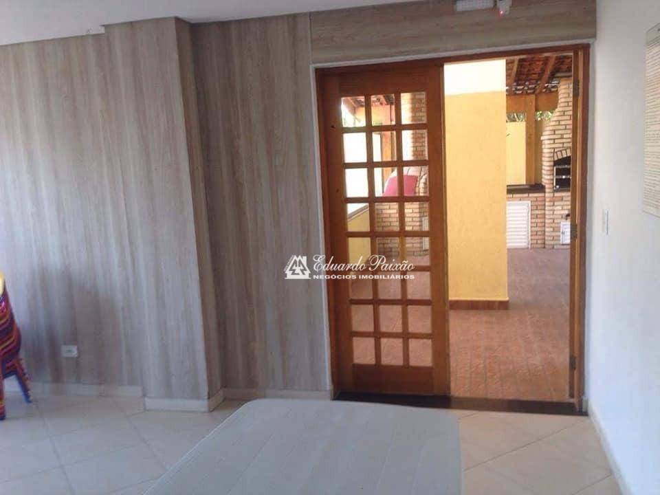 Apartamento à venda com 2 quartos, 64m² - Foto 22