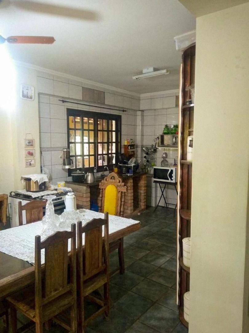 Chácara à venda com 3 quartos, 450m² - Foto 13