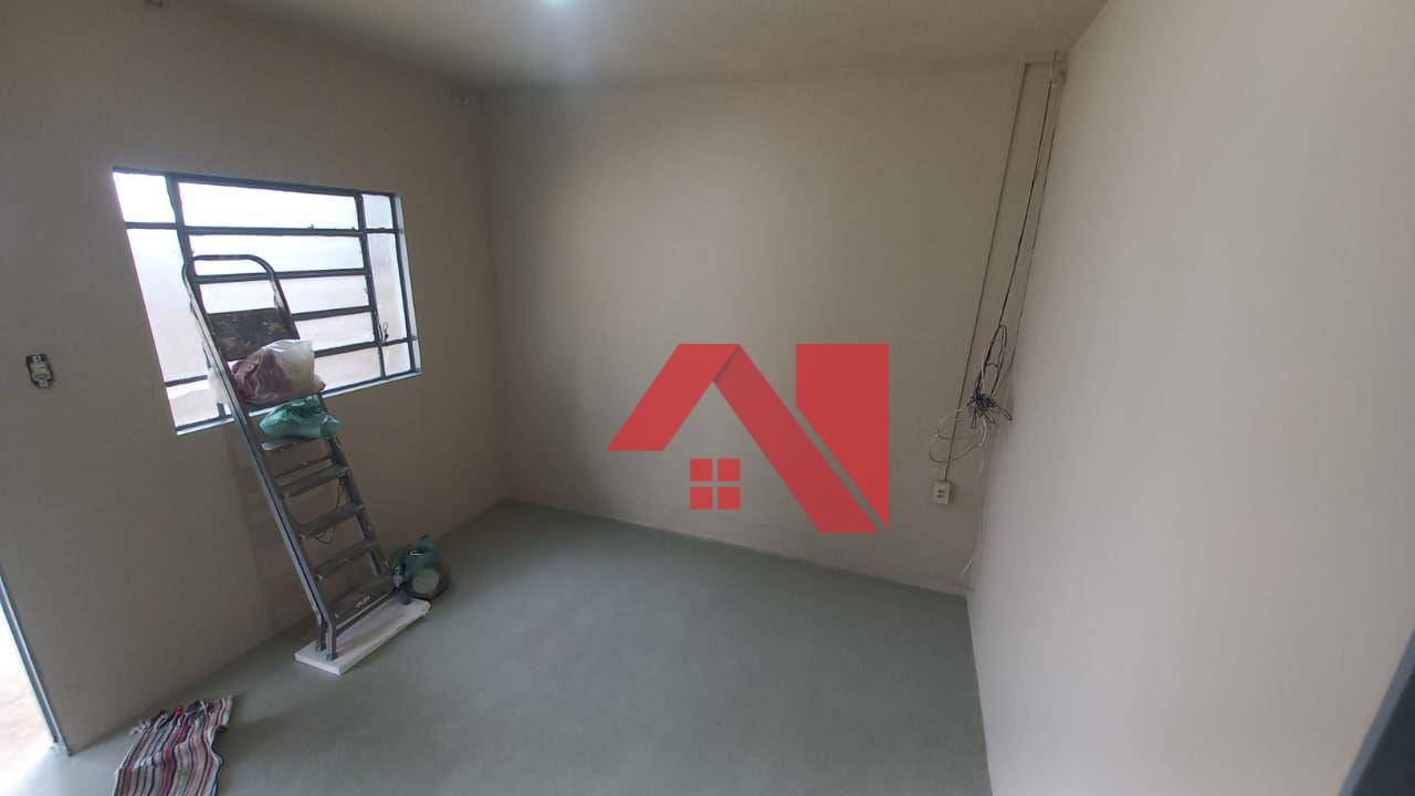 Casa para alugar com 2 quartos, 50m² - Foto 8