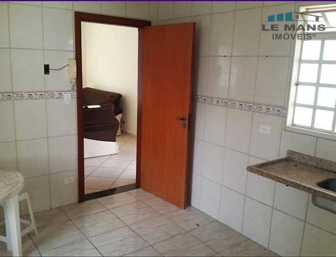 Apartamento à venda com 3 quartos, 95m² - Foto 10