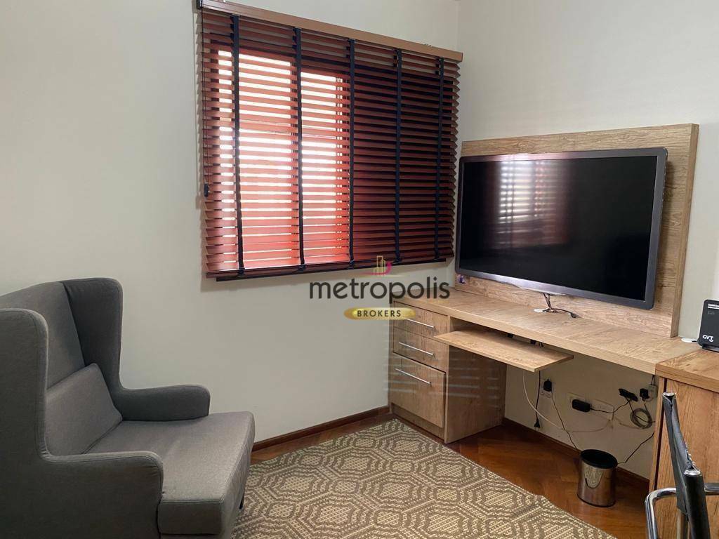 Apartamento para alugar com 3 quartos, 144m² - Foto 15