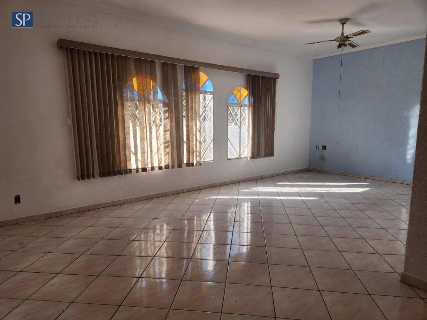 Casa à venda com 3 quartos, 168m² - Foto 6