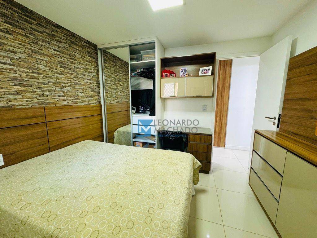 Apartamento à venda com 3 quartos, 111m² - Foto 8