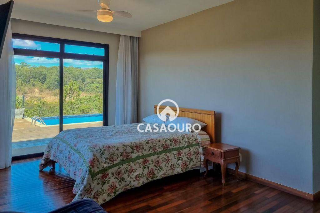 Casa de Condomínio à venda com 4 quartos, 315m² - Foto 8