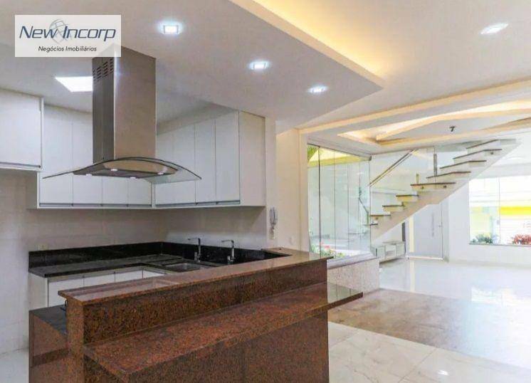 Sobrado à venda com 3 quartos, 276m² - Foto 6