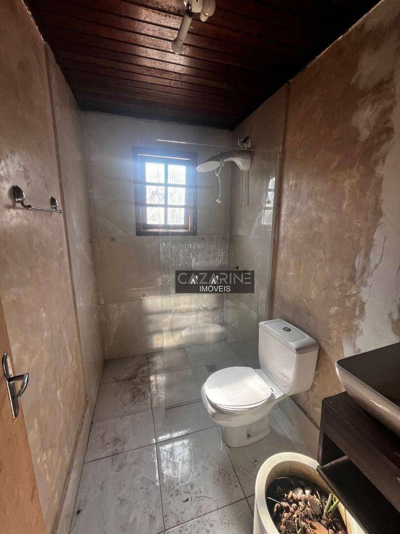 Casa à venda e aluguel com 3 quartos, 200m² - Foto 16