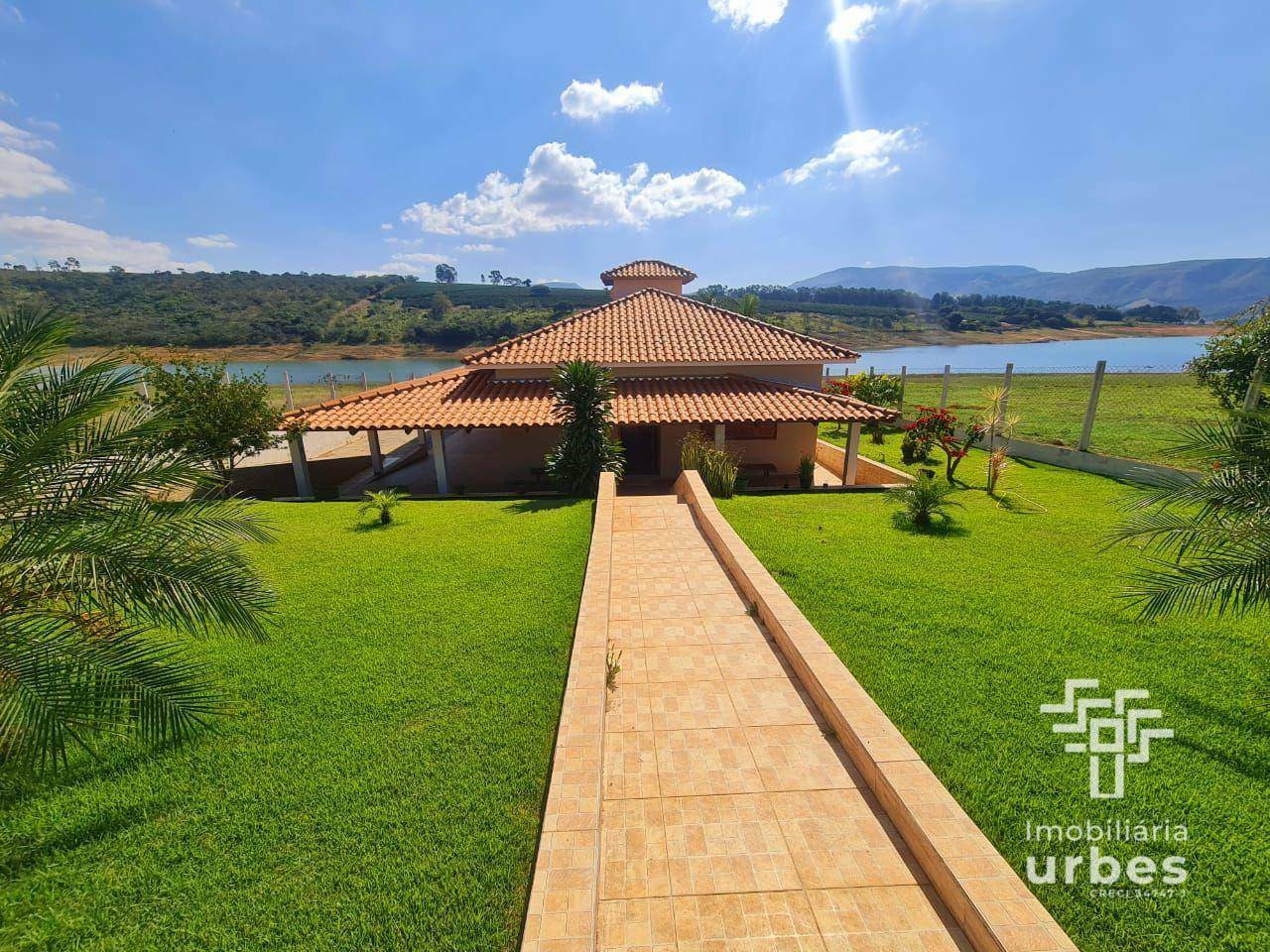 Chácara, 4 quartos, 1800 m² - Foto 2