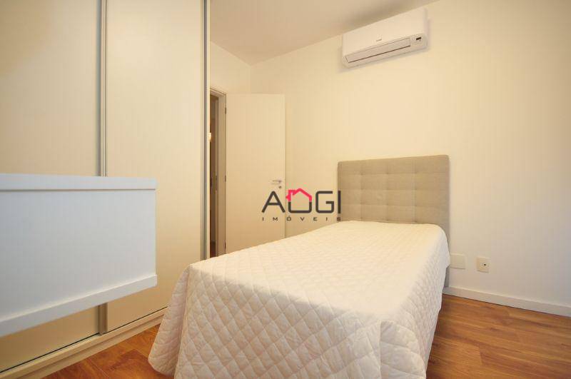 Apartamento à venda com 4 quartos, 210m² - Foto 15