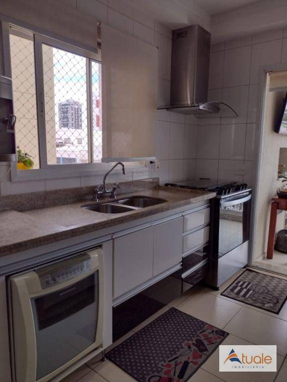 Apartamento à venda com 3 quartos, 119m² - Foto 2