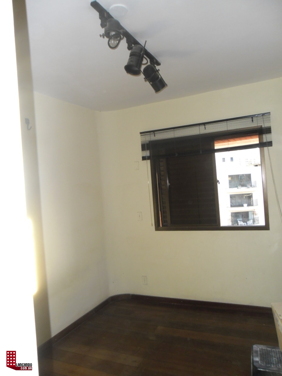 Apartamento à venda com 3 quartos, 263m² - Foto 12